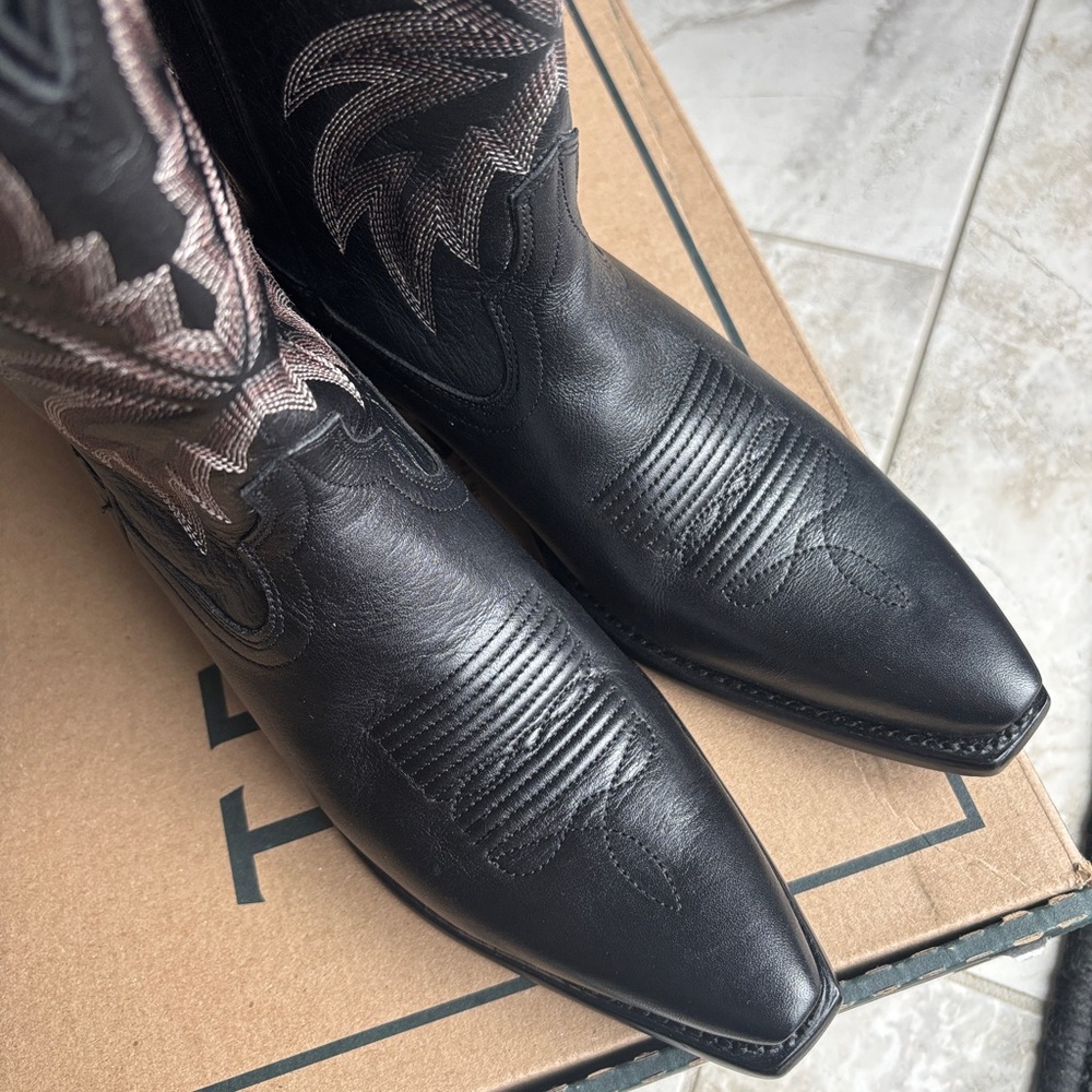 Tecovas Midnight Cowhide Boots Sadie size 7 B NEW - Picture 5 of 8